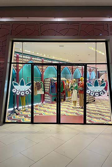 zorlu center adidas